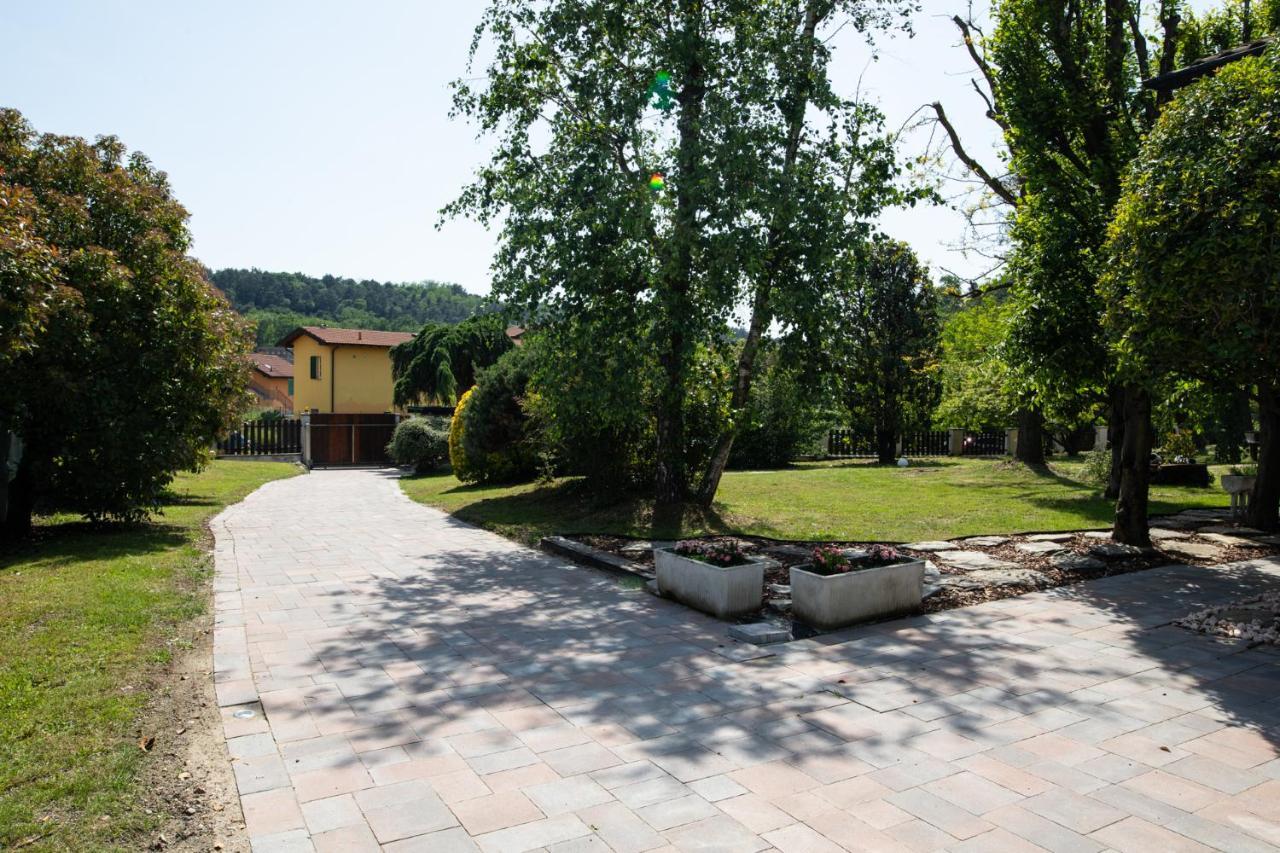 Villa De Alberti เวอร์จาเต ภายนอก รูปภาพ